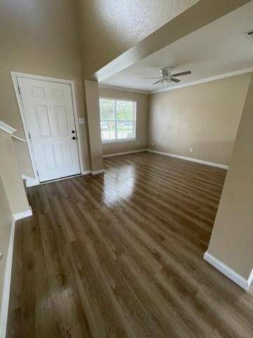 128 Phillips ST, Hutto, TX 78634