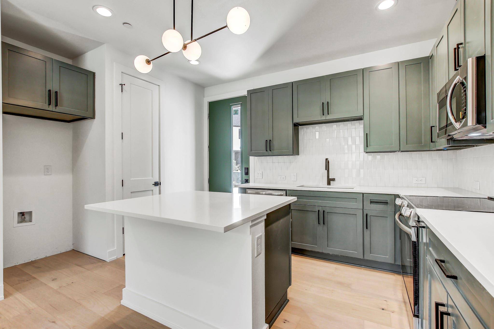4127 E 12th ST #3, Austin, TX 78721