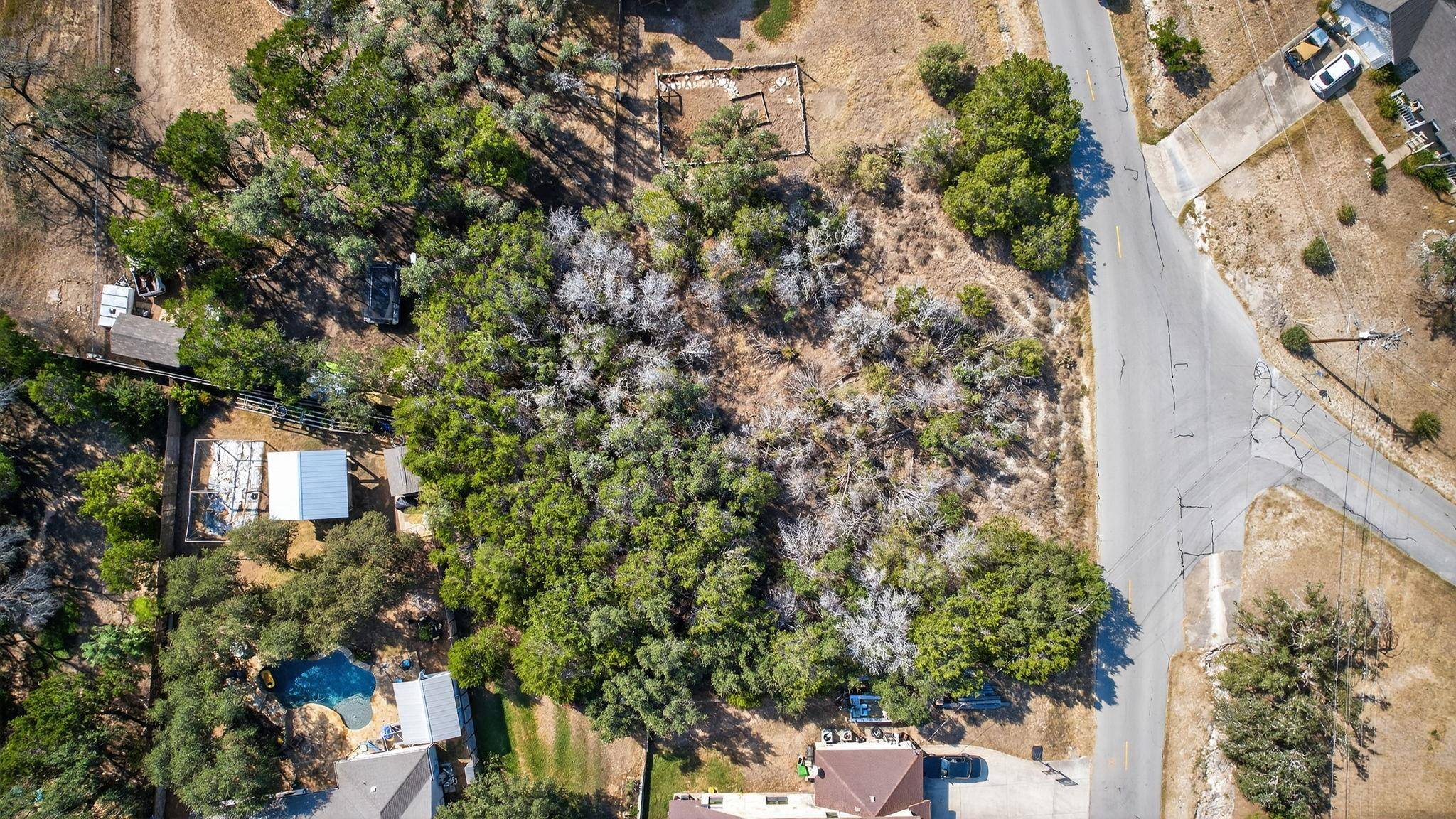 401 Cargill DR, Spicewood, TX 78669