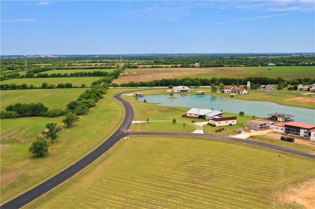 103 Lakeside CV, Martindale, TX 78655