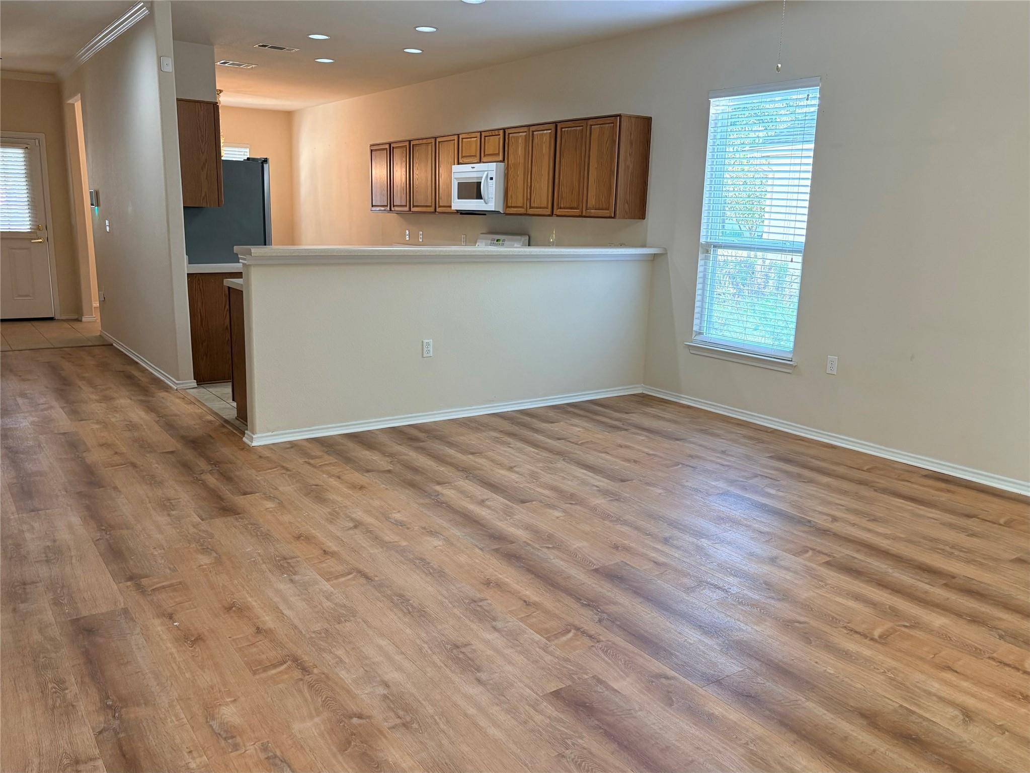 318 Crockett LOOP, Georgetown, TX 78633