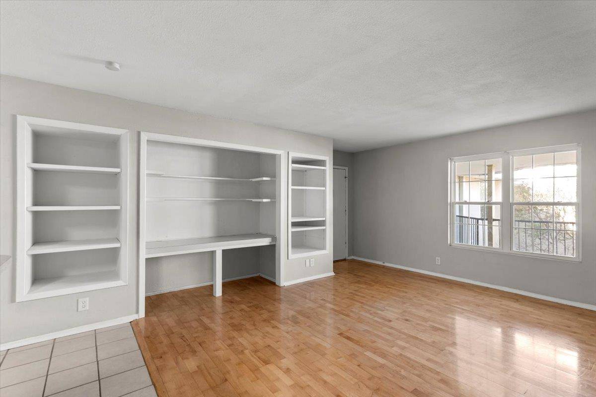 910 Duncan LN #57, Austin, TX 78705