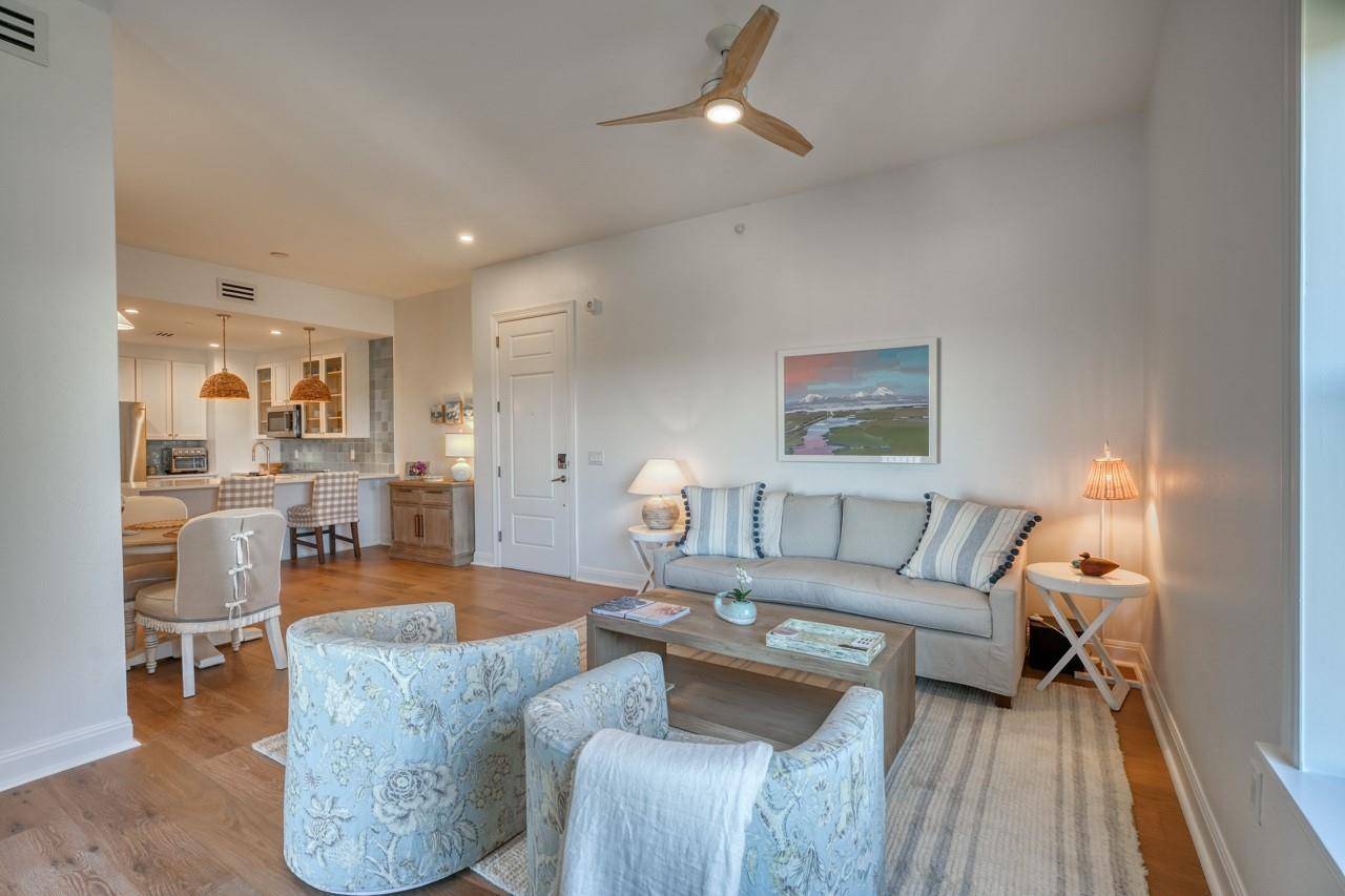 1001 The Cape RD #46, Horseshoe Bay, TX 78657