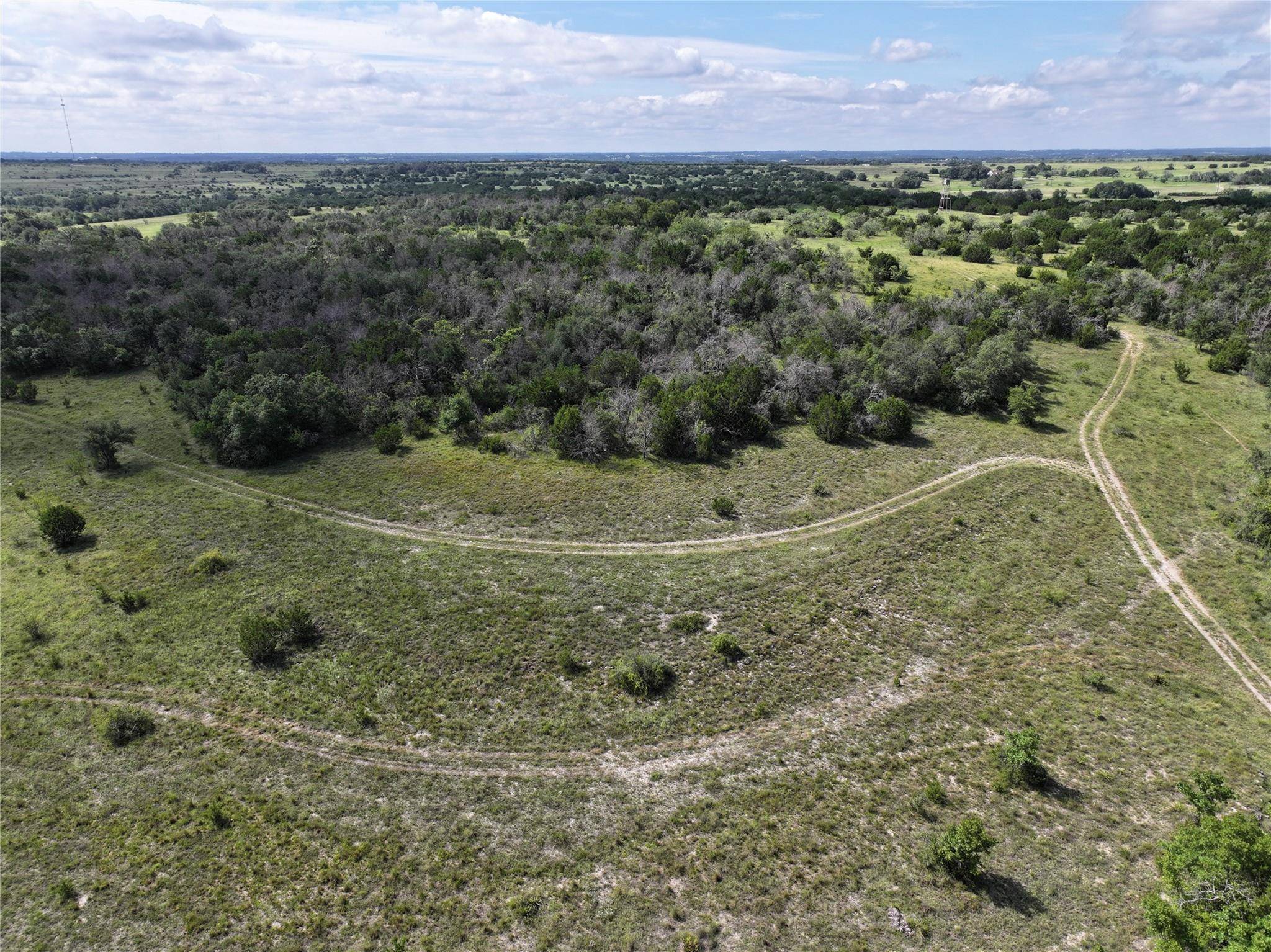 000 John Deere RD, Burnet, TX 78611
