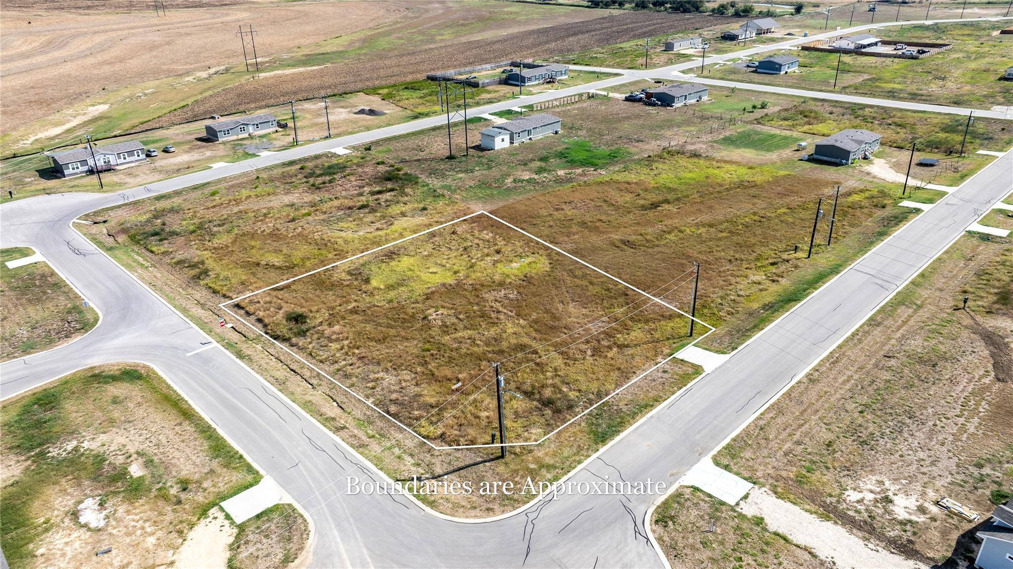 221 Castellana WAY, Elgin, TX 78621