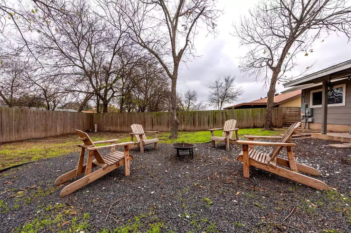 9715 Dallum DR, Austin, TX 78753