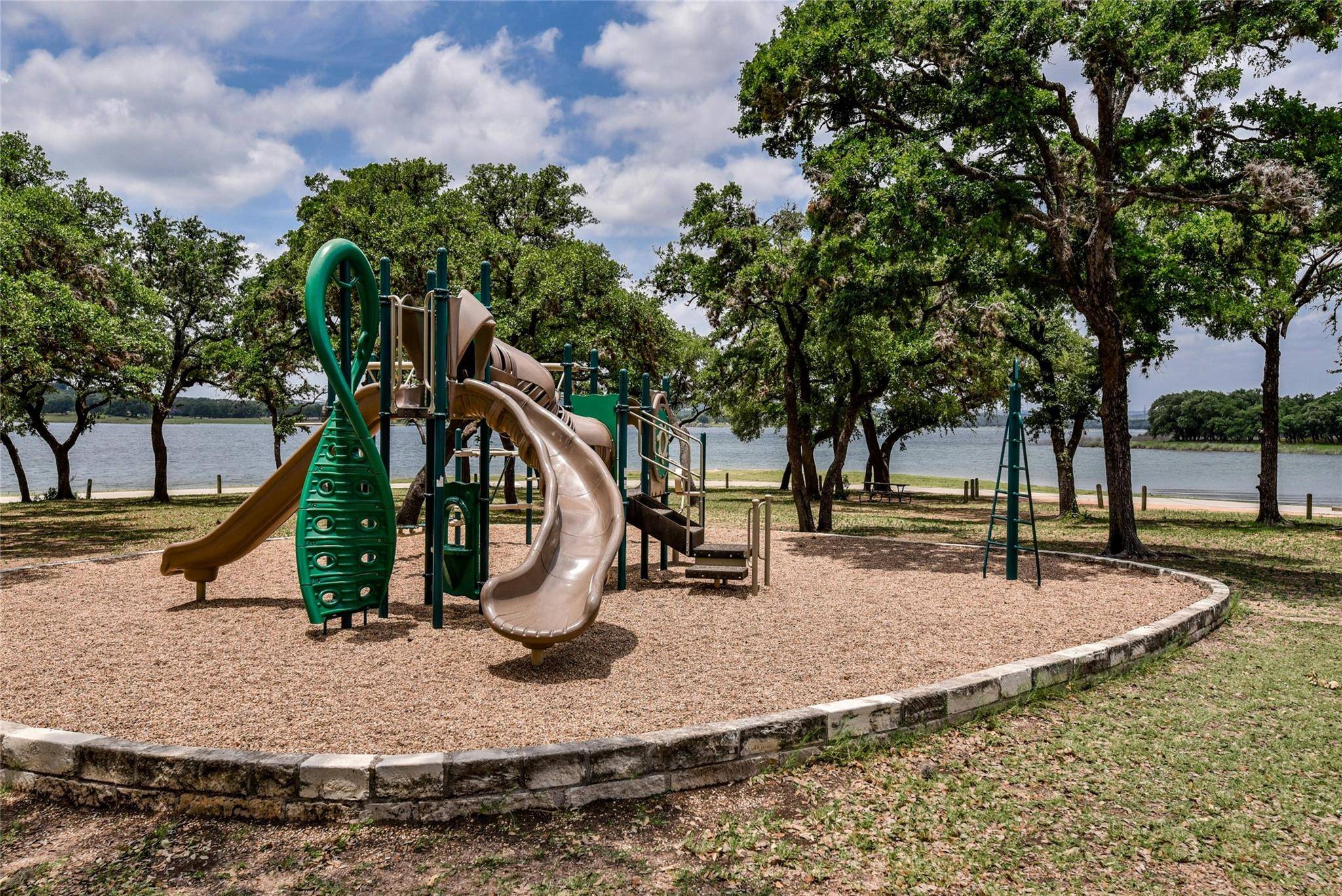 20465 Adobe TRL, Lago Vista, TX 78645