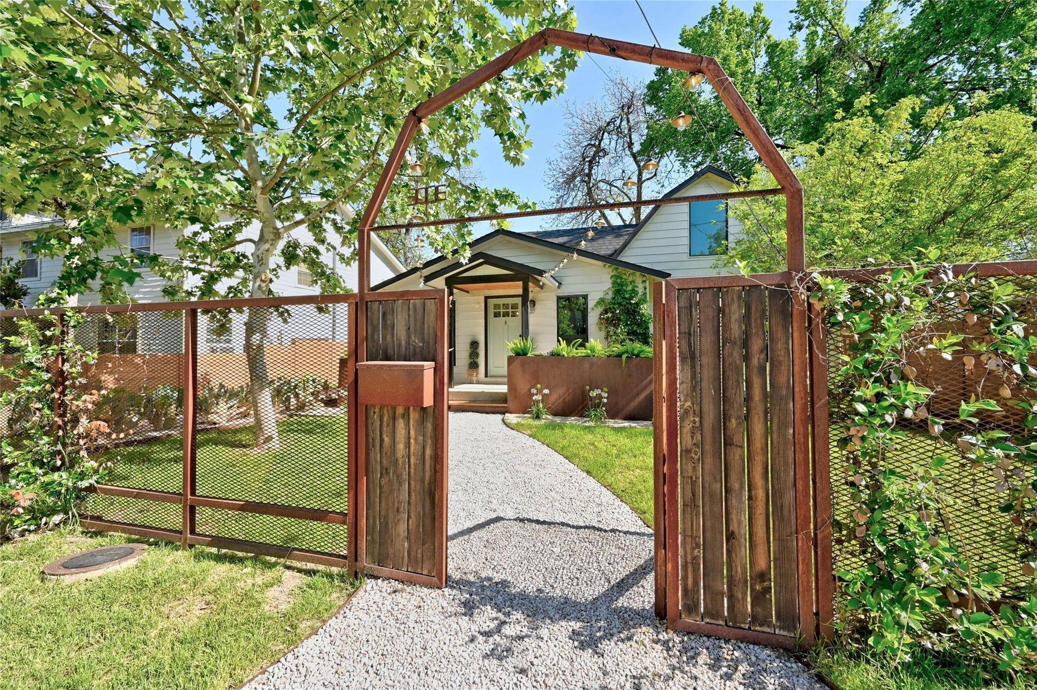 3006 Govalle Ave, Austin, TX 78702