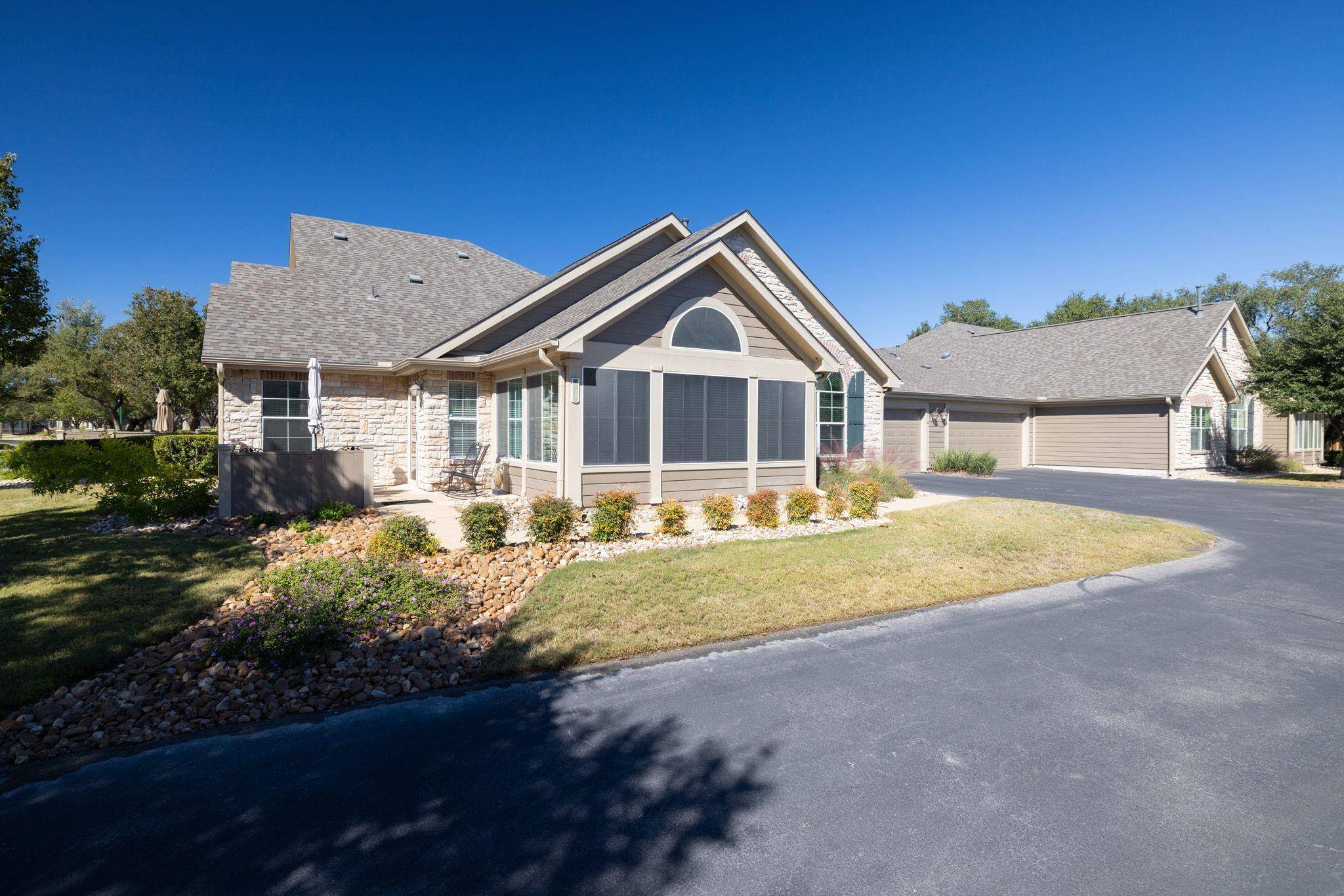 30 Wildwood DR #32, Georgetown, TX 78633