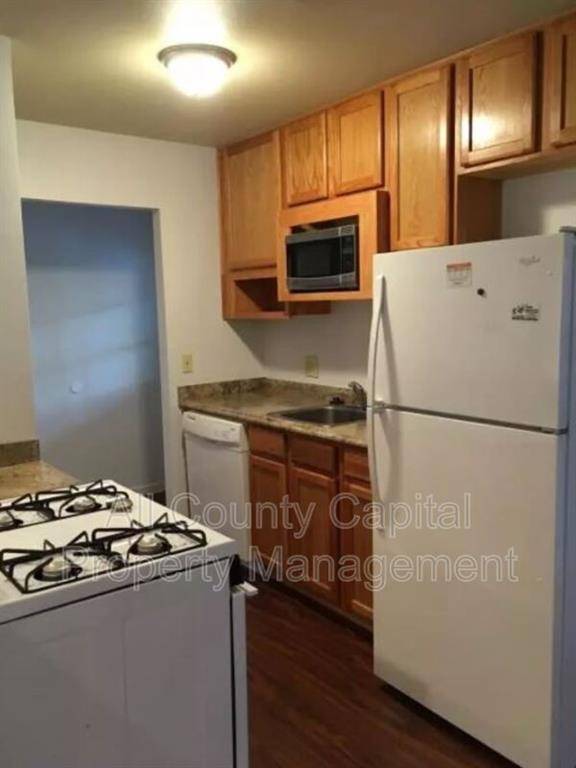 2102 Pompton DR #A, Austin, TX 78757
