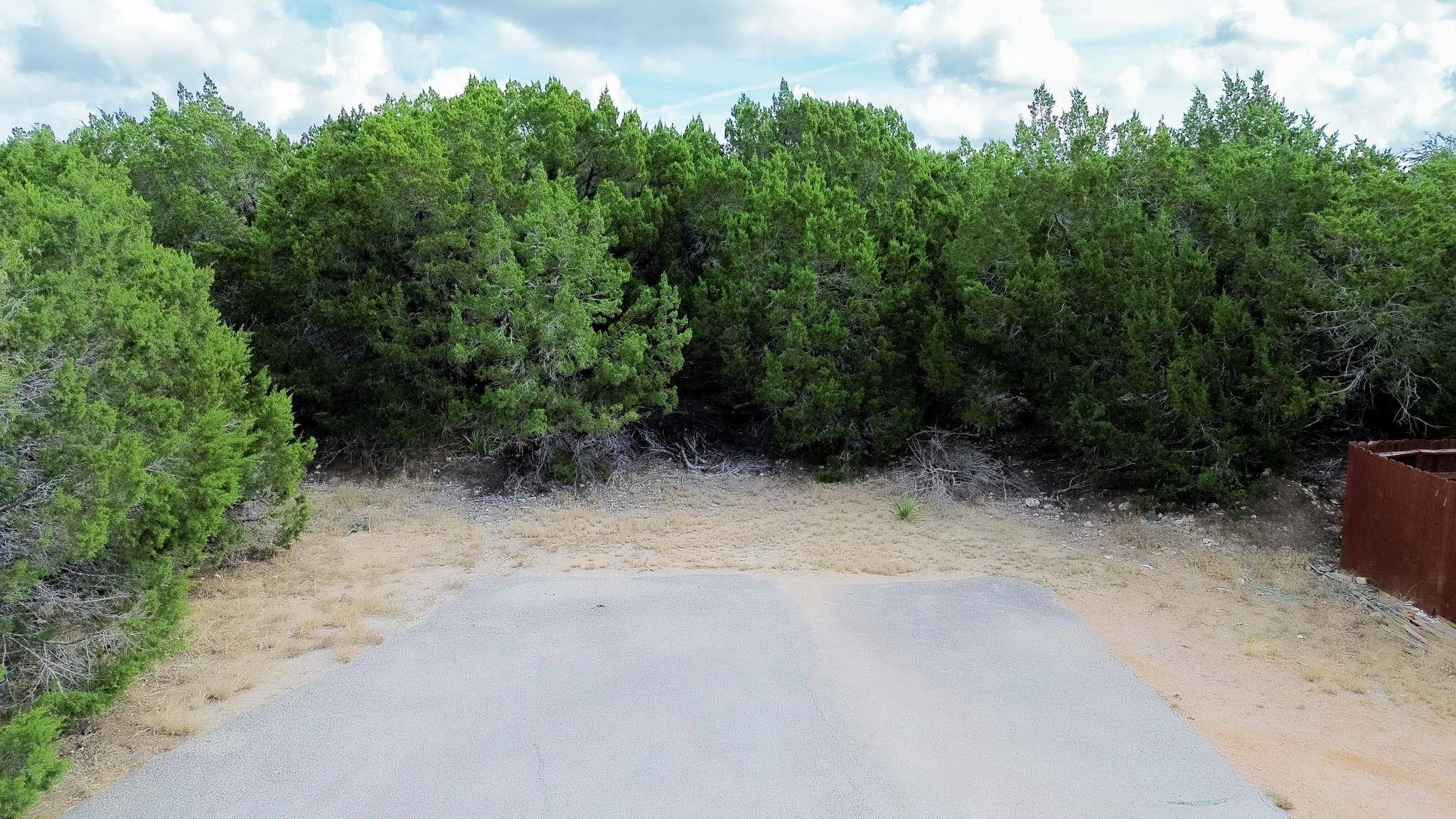 20701 Oak GLN, Lago Vista, TX 78645