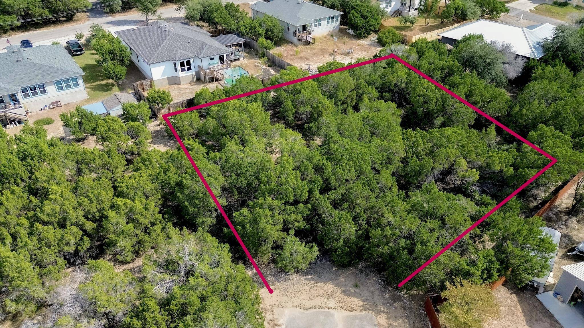20701 Oak GLN, Lago Vista, TX 78645