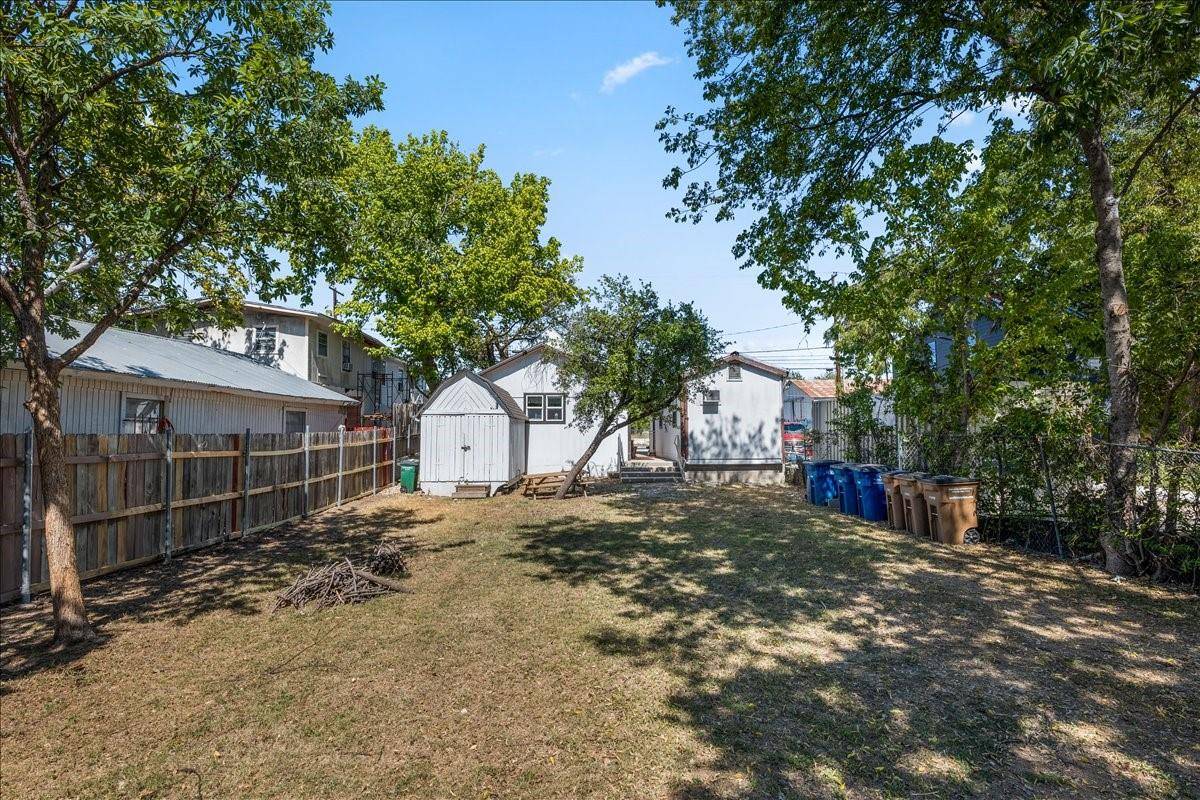 2607 E 5th ST, Austin, TX 78702