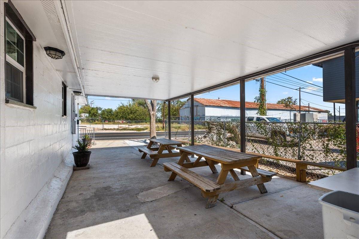 2607 E 5th ST, Austin, TX 78702