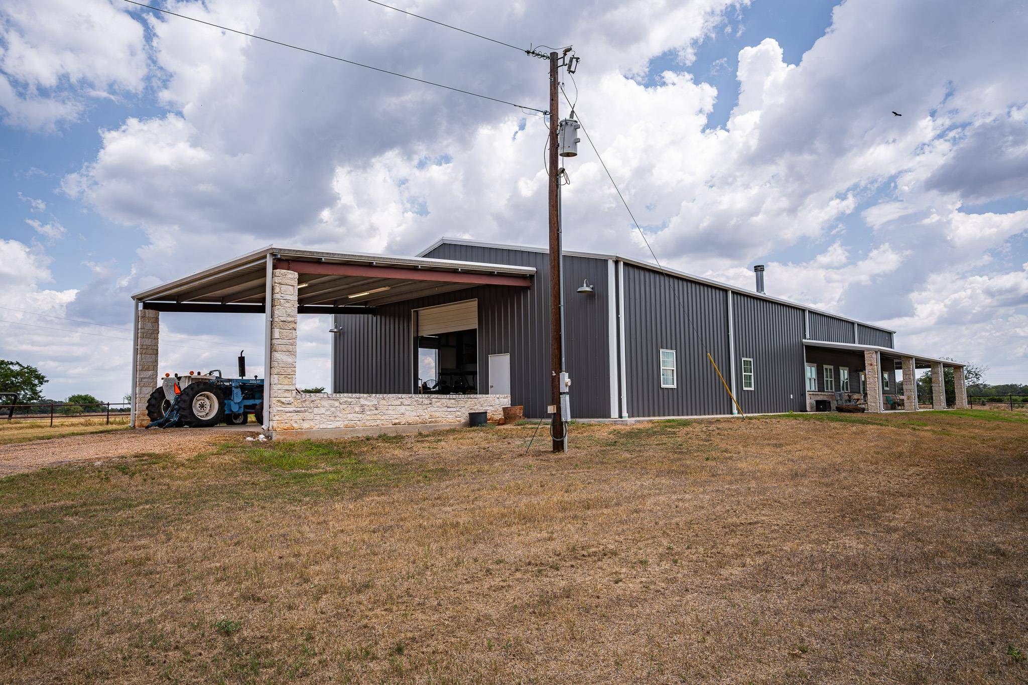 258 Private Road 2006, Schulenburg, TX 78956