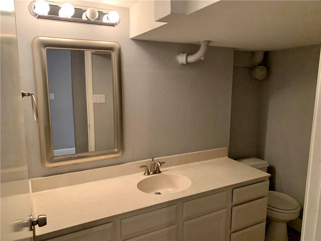 2400 Jarratt Ave #C, Austin, TX 78703