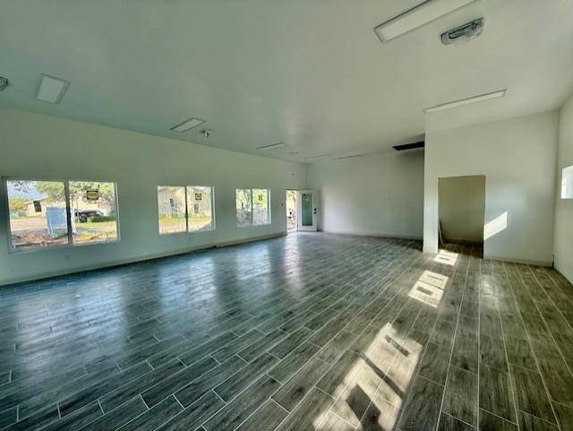 2706 Paula LN #200, Taylor, TX 76574