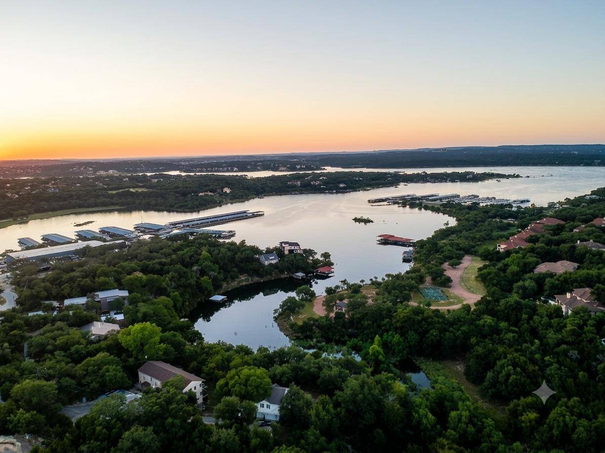 16146 Clara Van ST, Lakeway, TX 78734