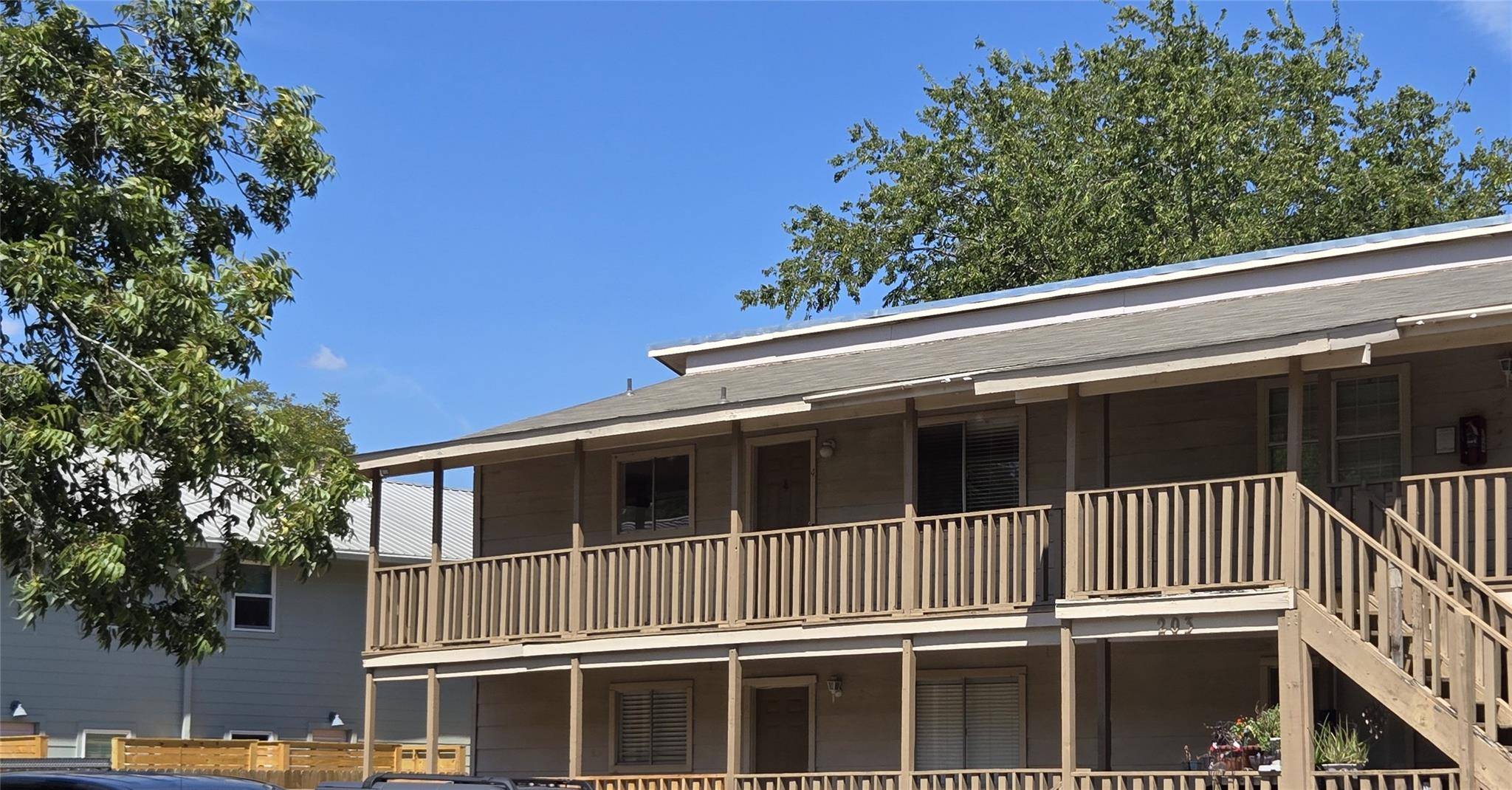 203 S Mitchell St ST #4, San Marcos, TX 78666