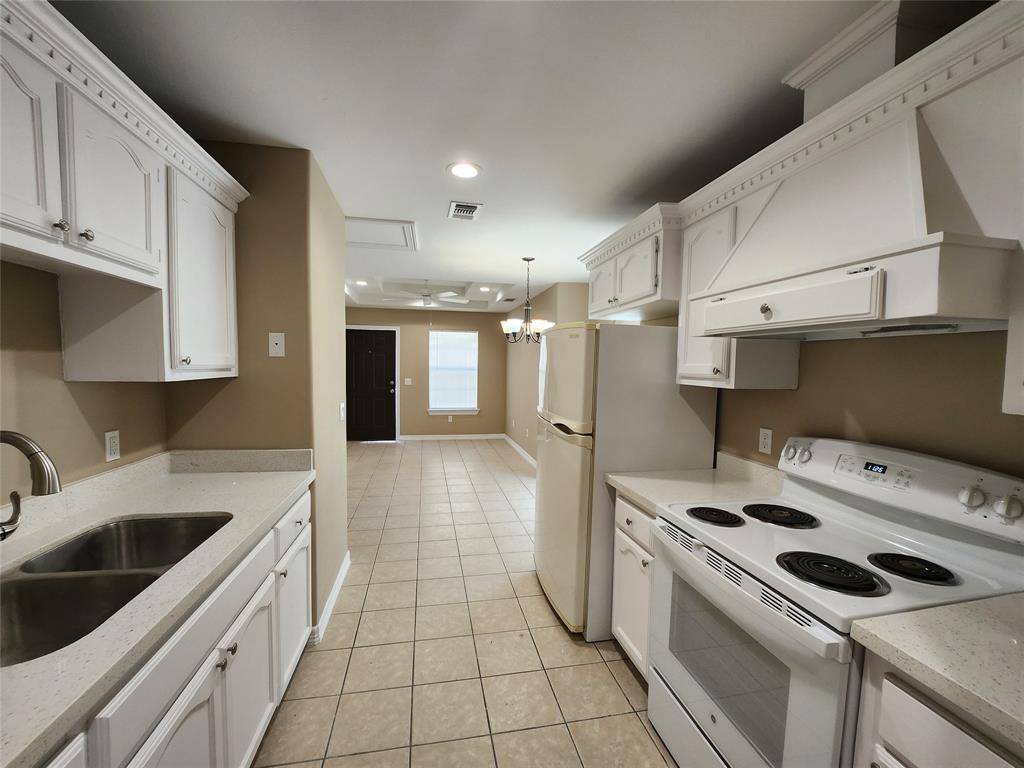 7609 Villa Rama South ST #4, Mission, TX 78572