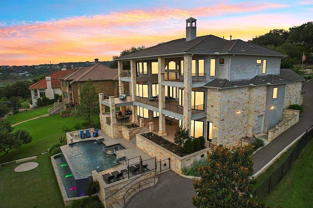 1353 Osprey Ridge LOOP, Lago Vista, TX 78645
