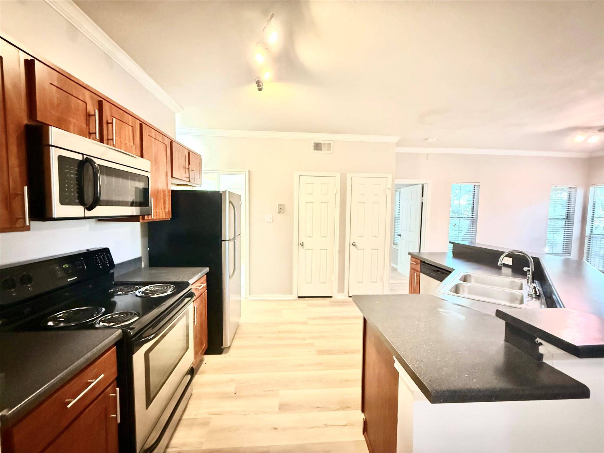 6804 N Capital Of Texas HWY #226, Austin, TX 78731