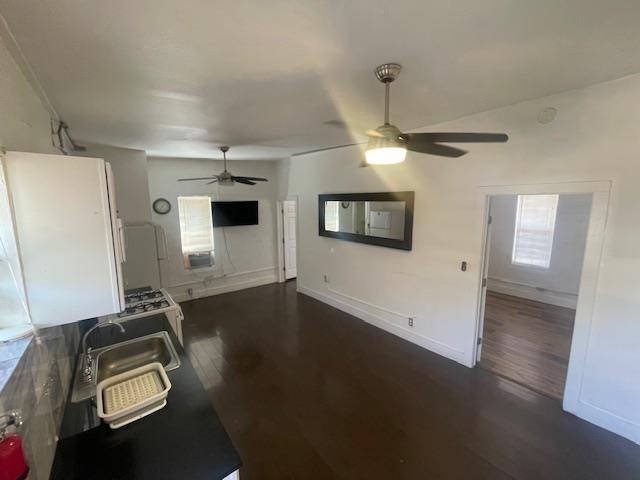 1105 E 6th ST #B, Austin, TX 78702