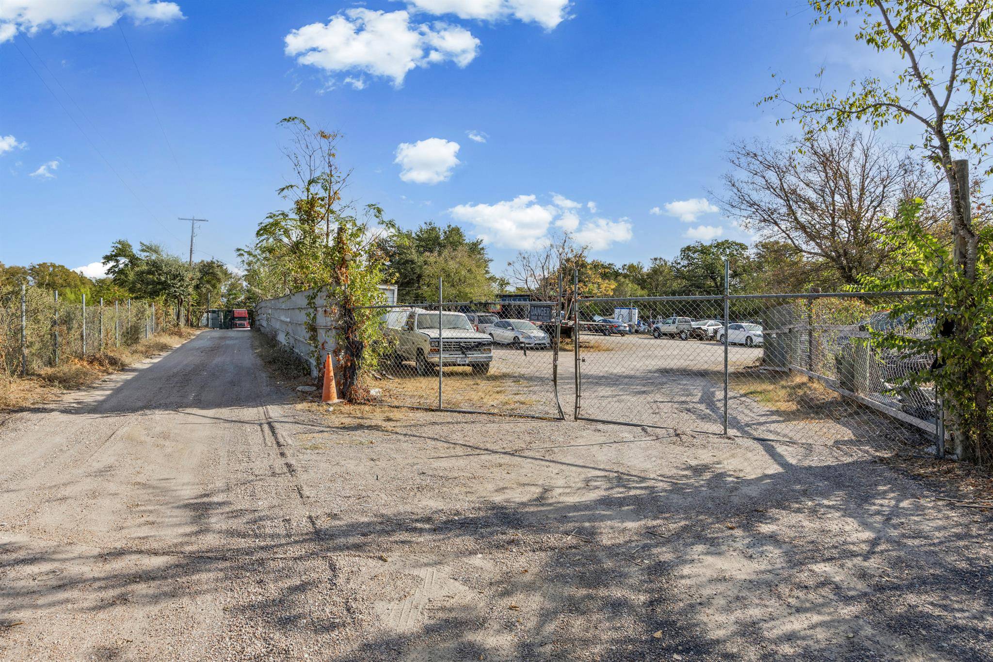 6400 Wilcab RD, Austin, TX 78721