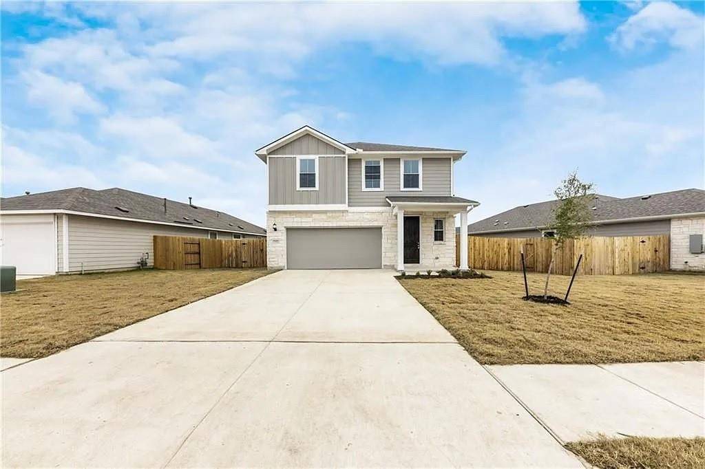 313 Trailside LN, Bastrop, TX 78602