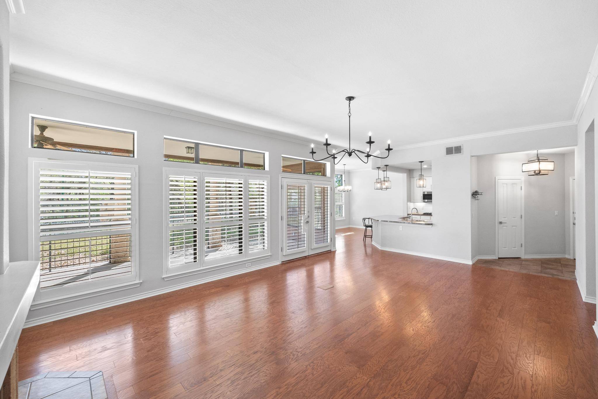 300 San Gabriel Village BLVD #410, Georgetown, TX 78626