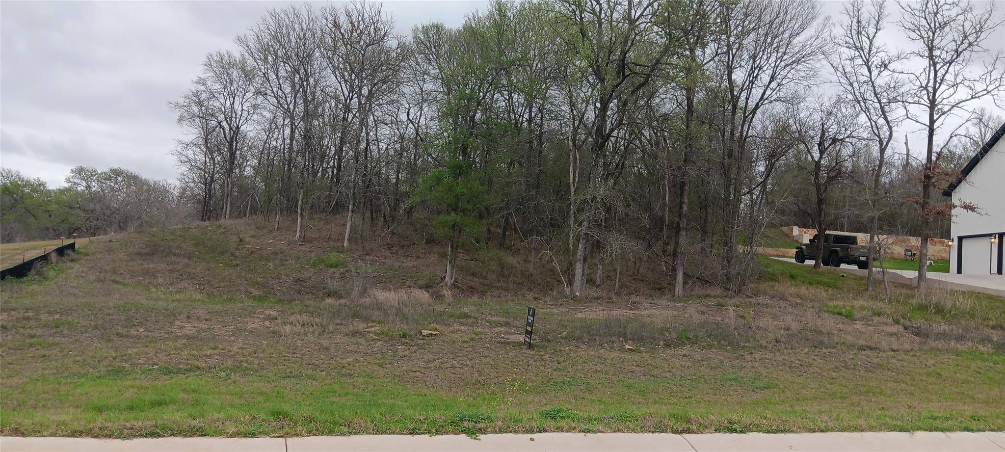 107 Bateleurefrey CV, Cedar Creek, TX 78612