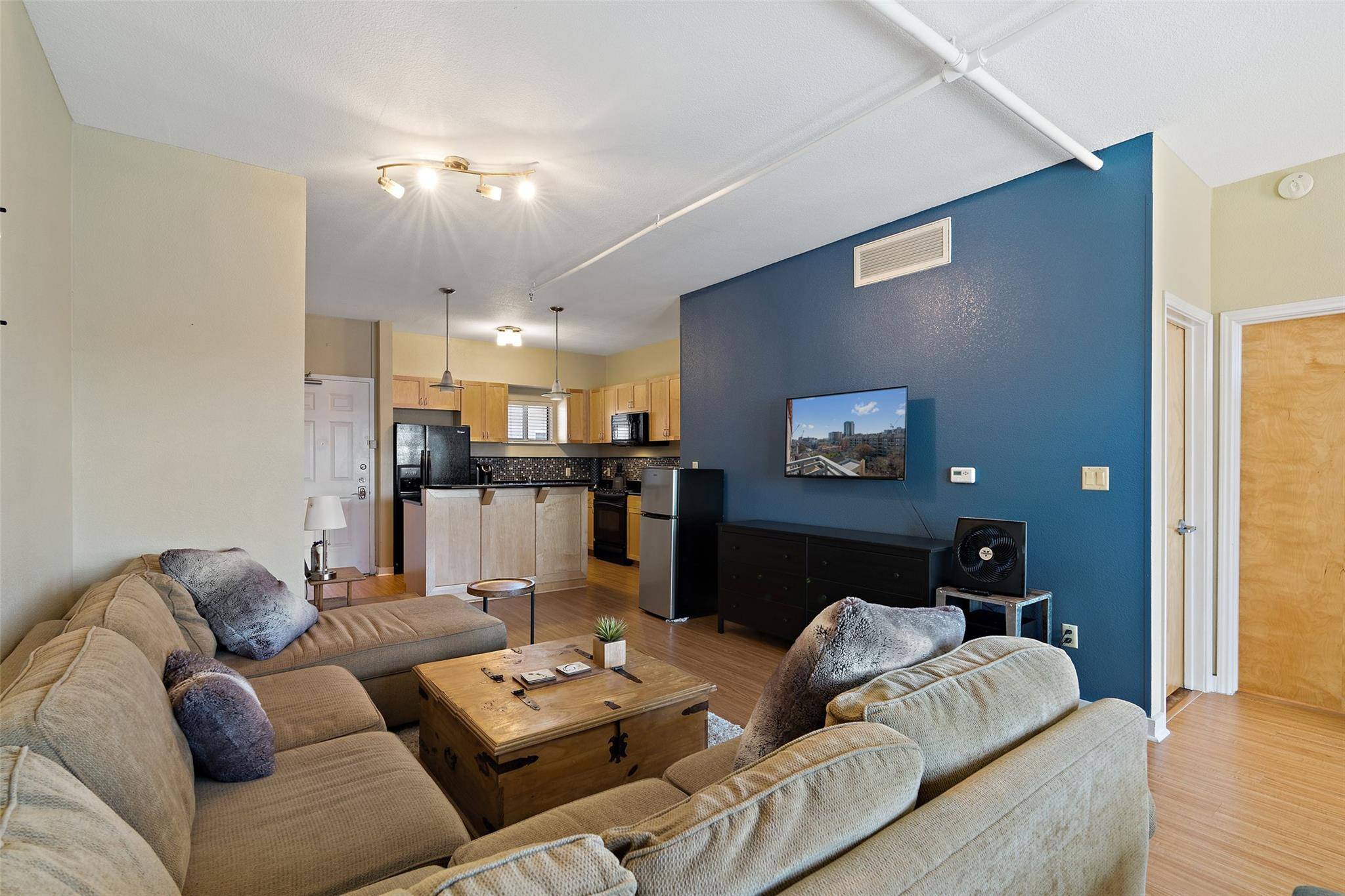 711 W 26th ST #307, Austin, TX 78705