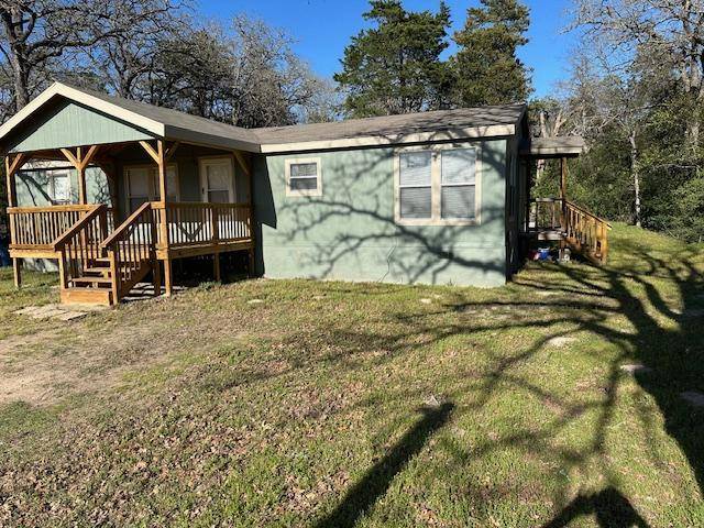 835 SW Hickory ST, Rockdale, TX 76567