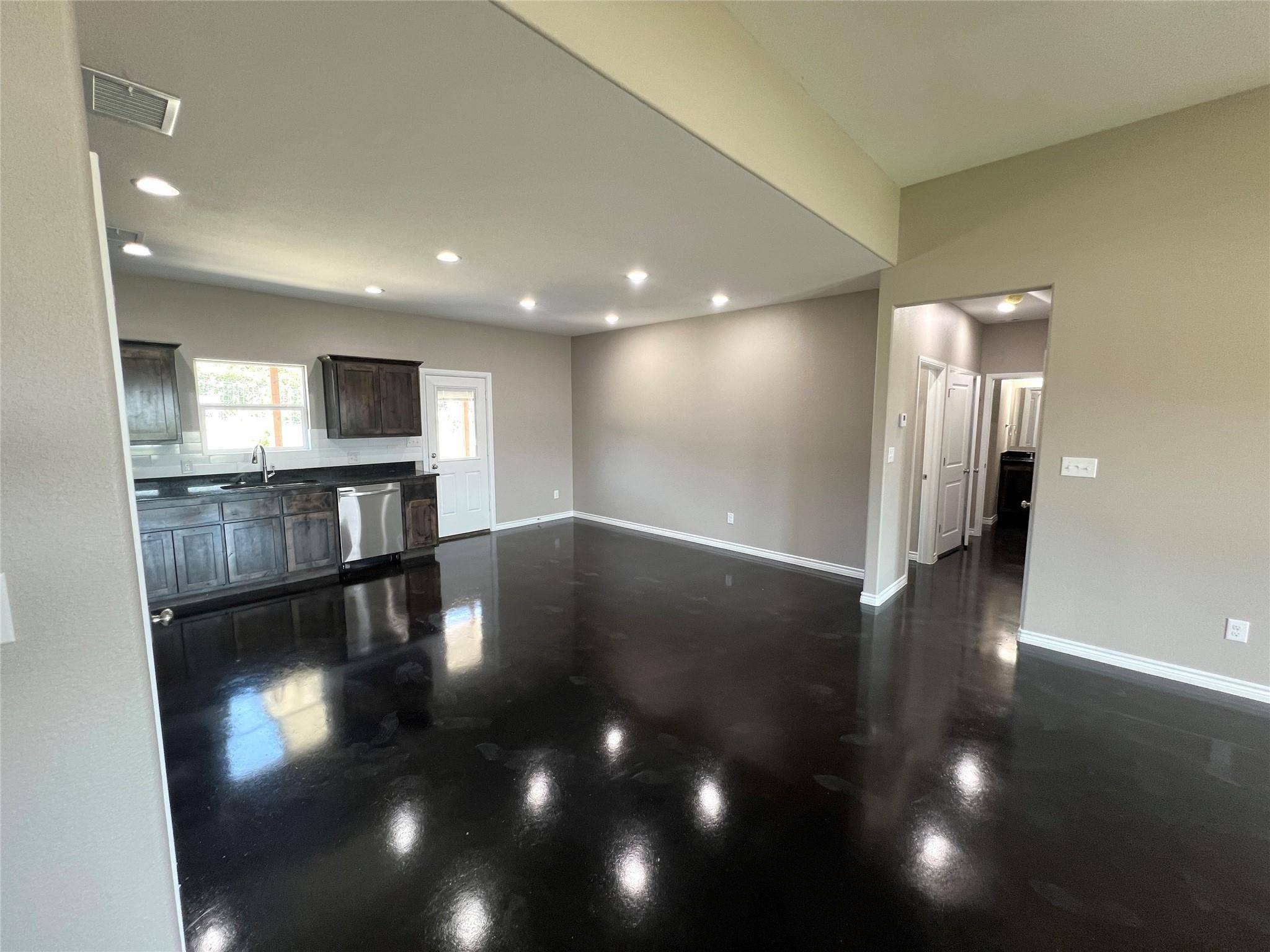 1218 Stone Valley DR, Lampasas, TX 76550