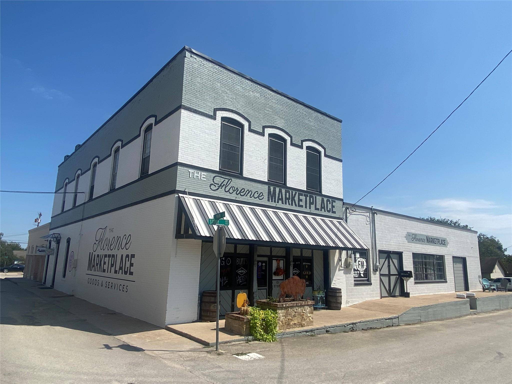 101 Story Ave, Florence, TX 76527