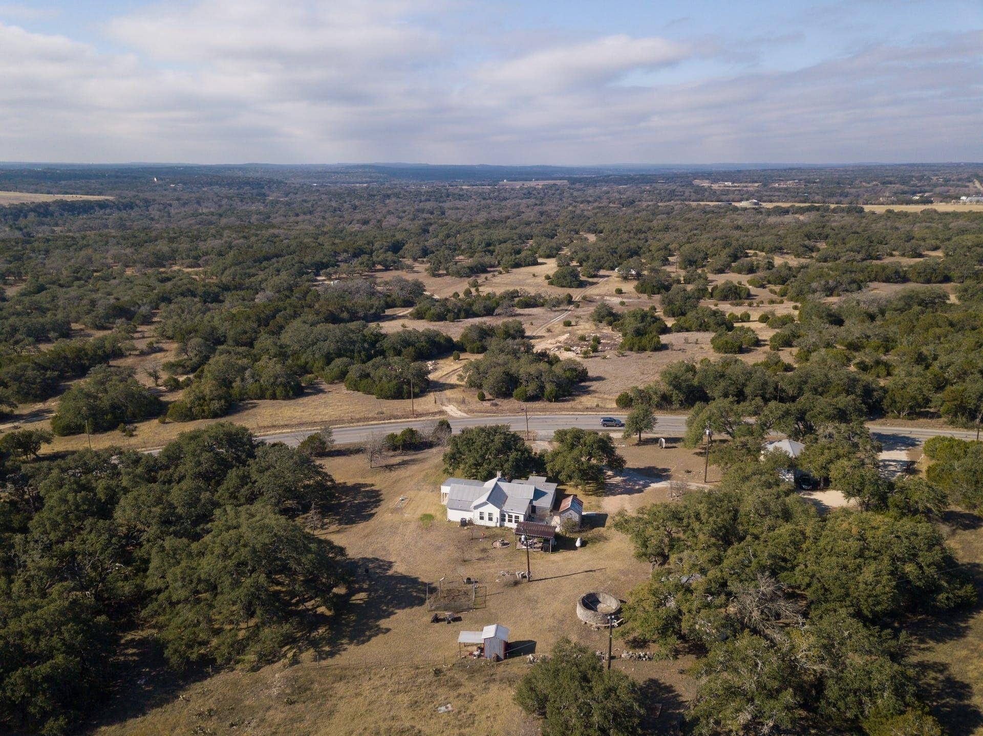 22100 Fm 150 W, Driftwood, TX 78619