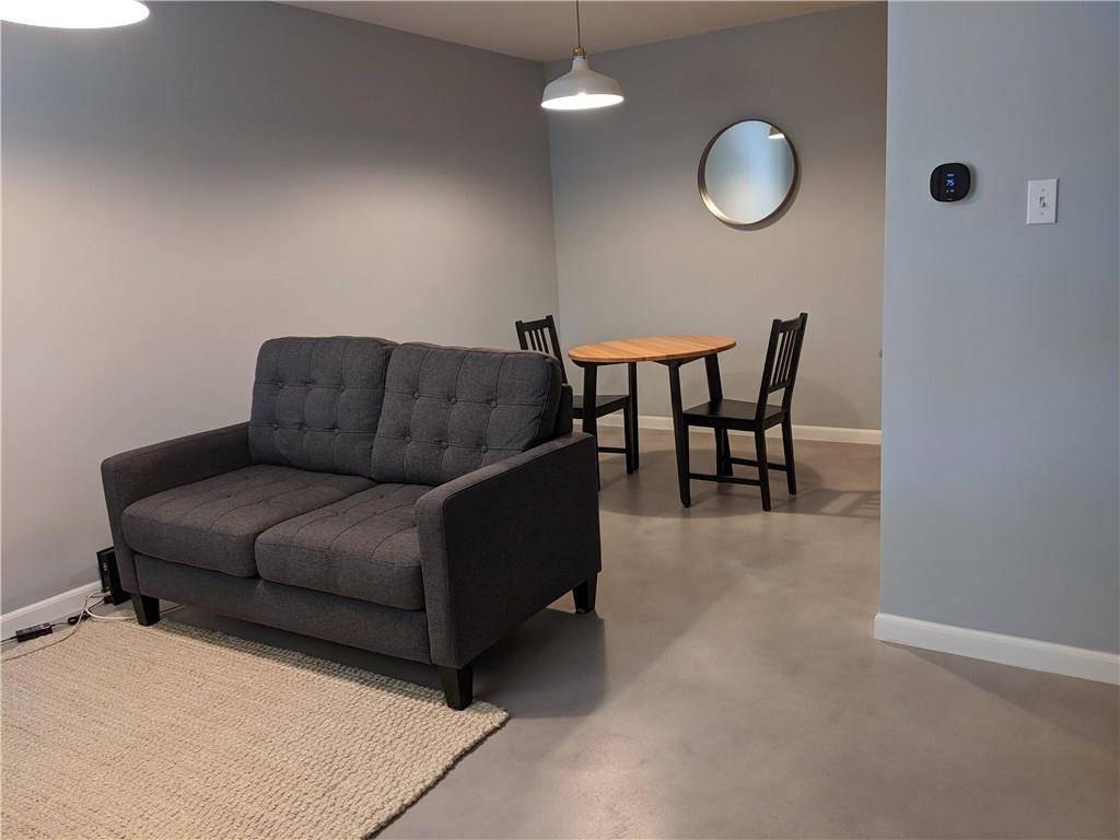 1705 Crossing PL #B-124, Austin, TX 78741