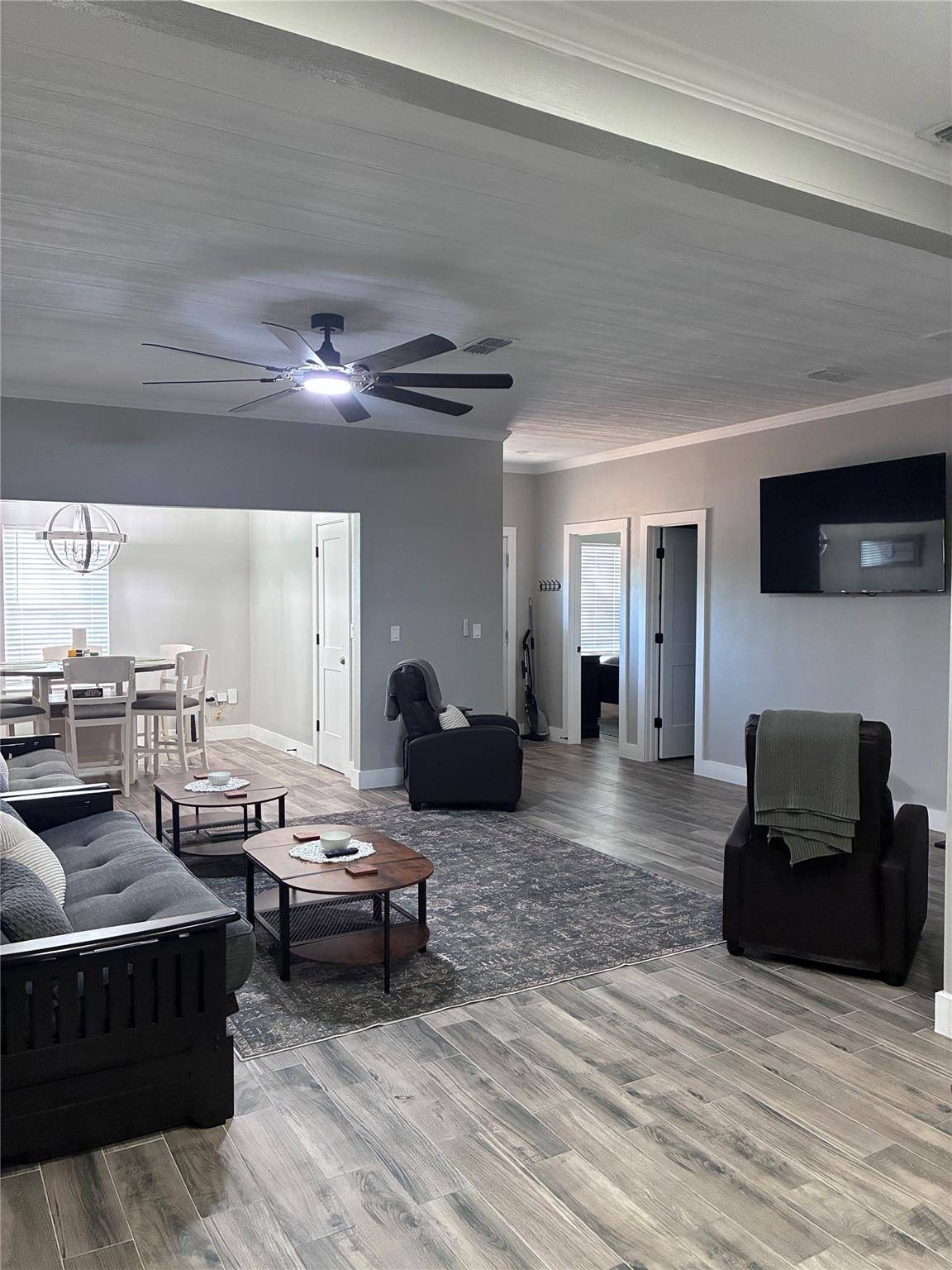 1135 Red Fox RD, La Grange, TX 78945