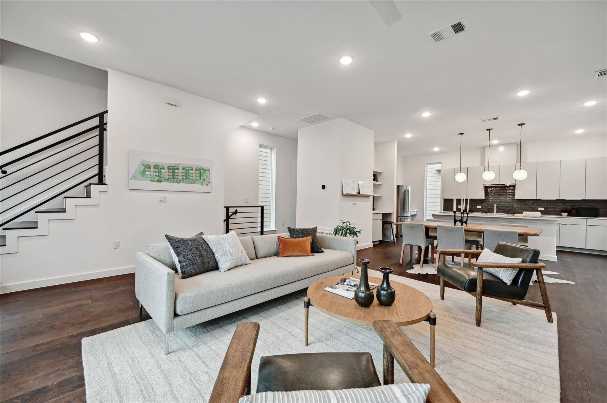 6821 Wolfcreek PASS #12, Austin, TX 78749