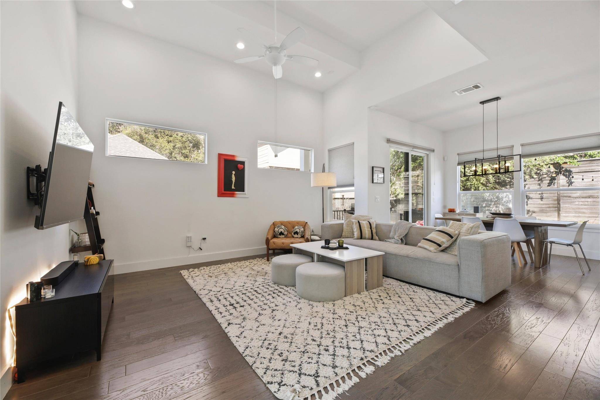904 Catalpa ST #A, Austin, TX 78702
