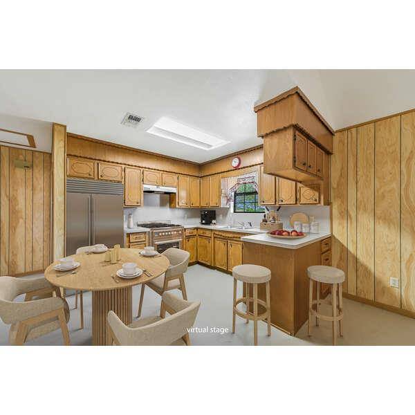 5637 Jeddo RD, Waelder, TX 78959