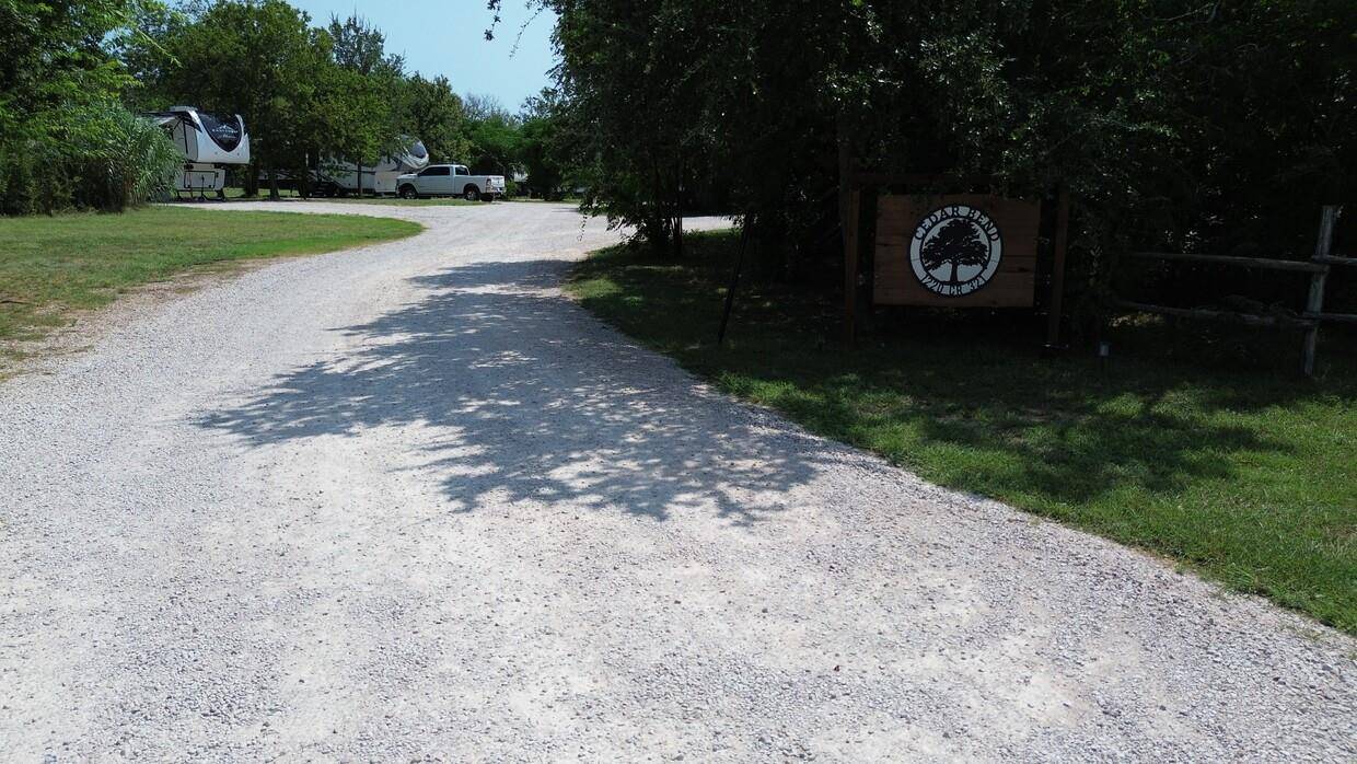 1220 County Road 321, Bertram, TX 78605