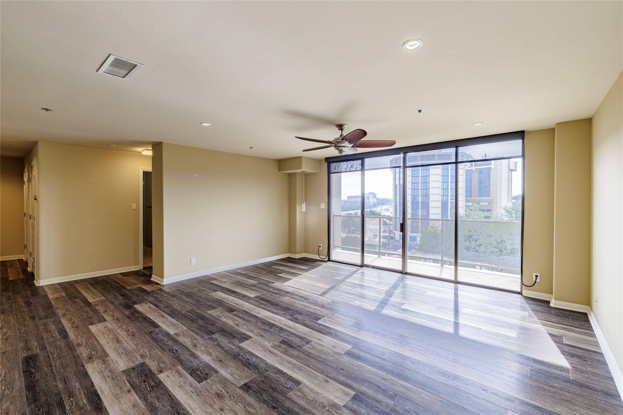 40 N Interstate 35 #6D3, Austin, TX 78701