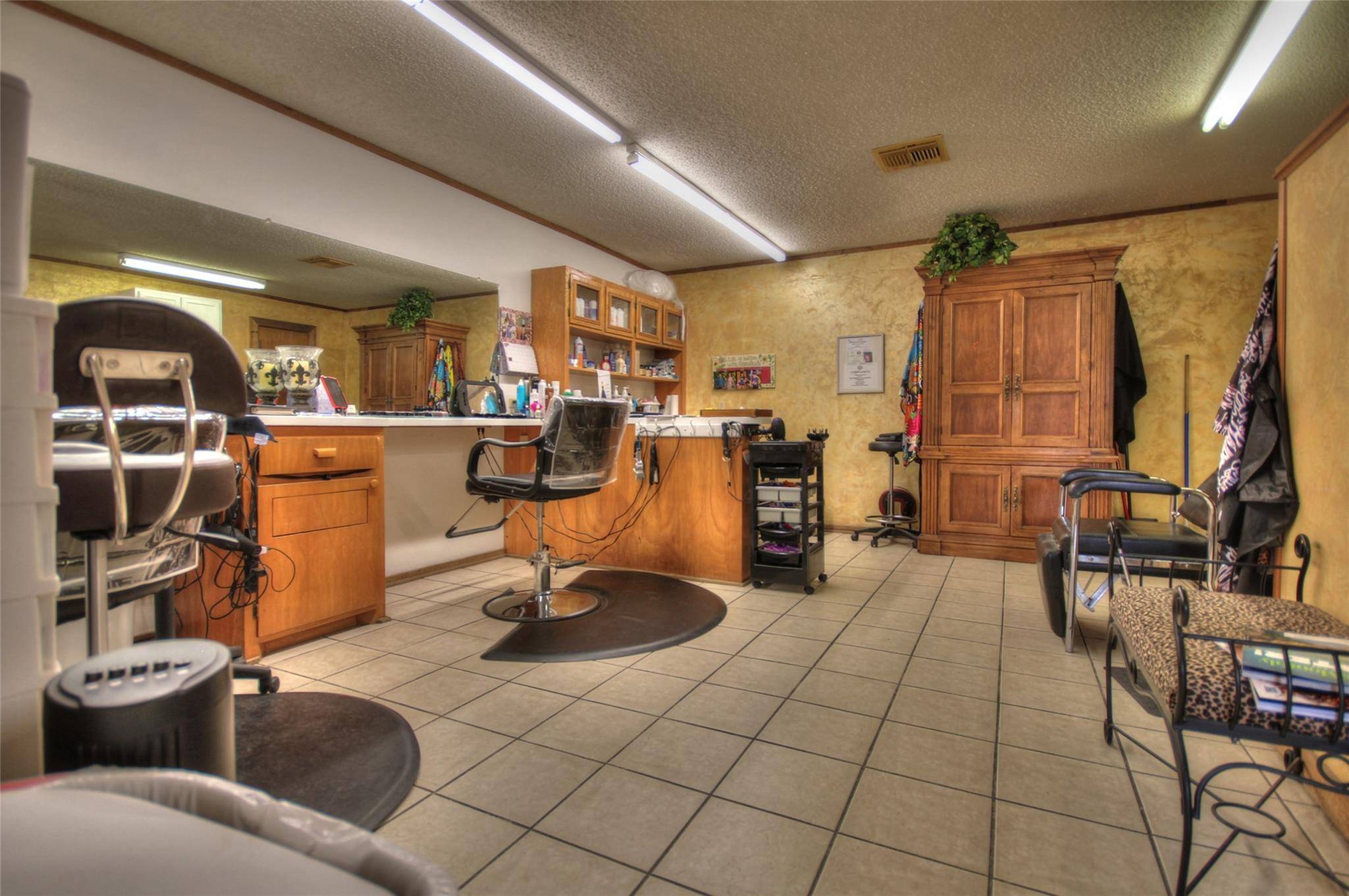 609 W Young ST, Llano, TX 78643