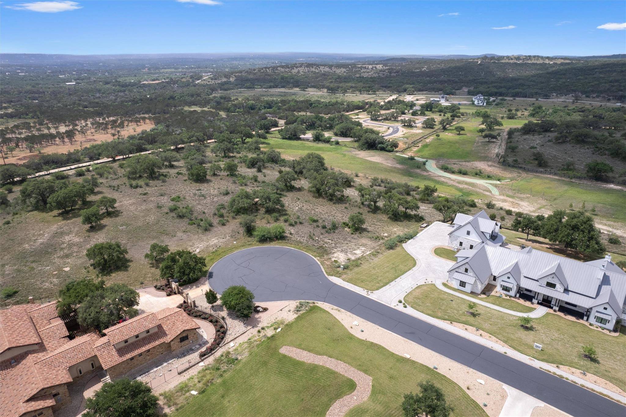 1117 Saddlebrook CYN, Spicewood, TX 78669