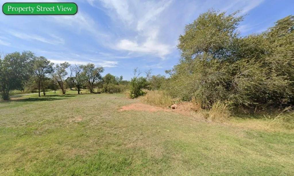 N CHOCTAW ST, Shamrock, TX 79079