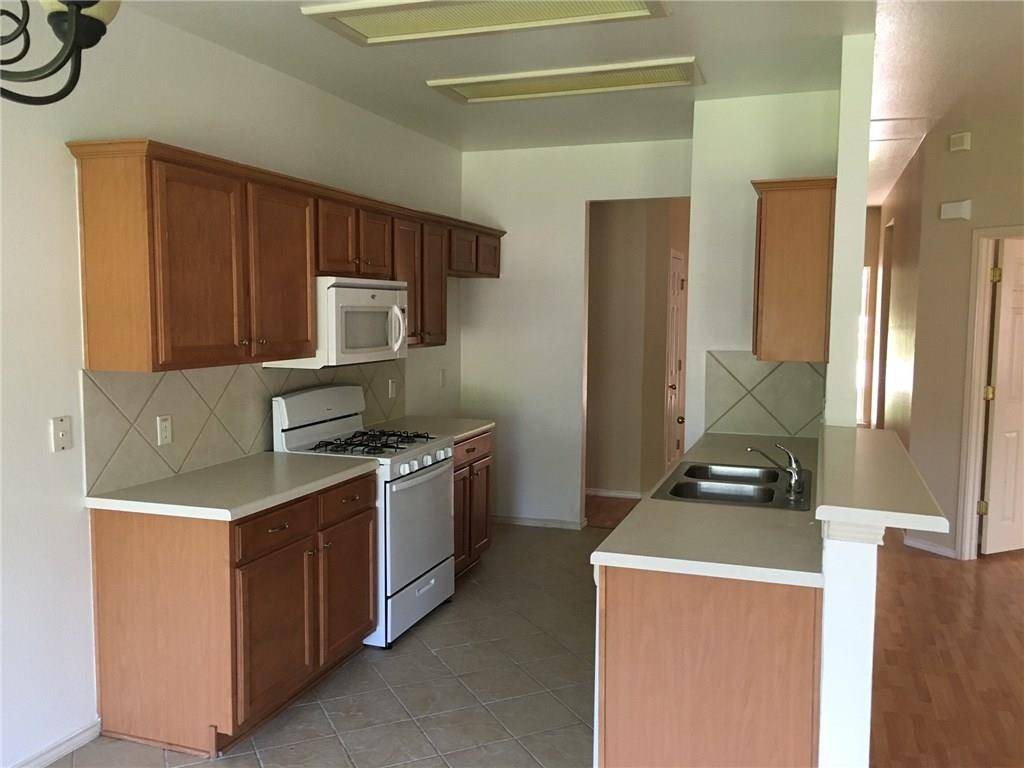3557 Sandy Koufax LN, Round Rock, TX 78665