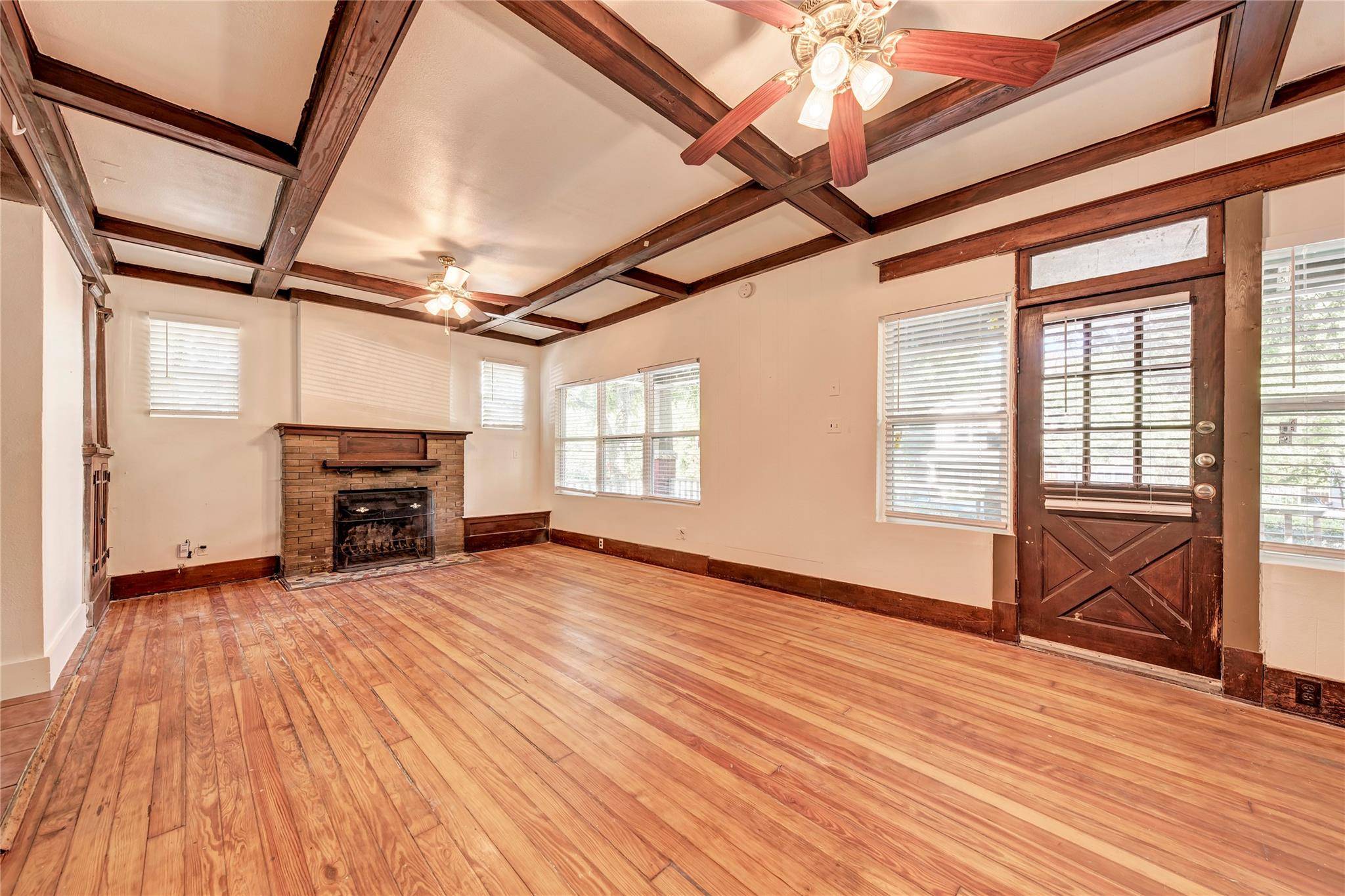 2911 Rio Grande ST, Austin, TX 78705