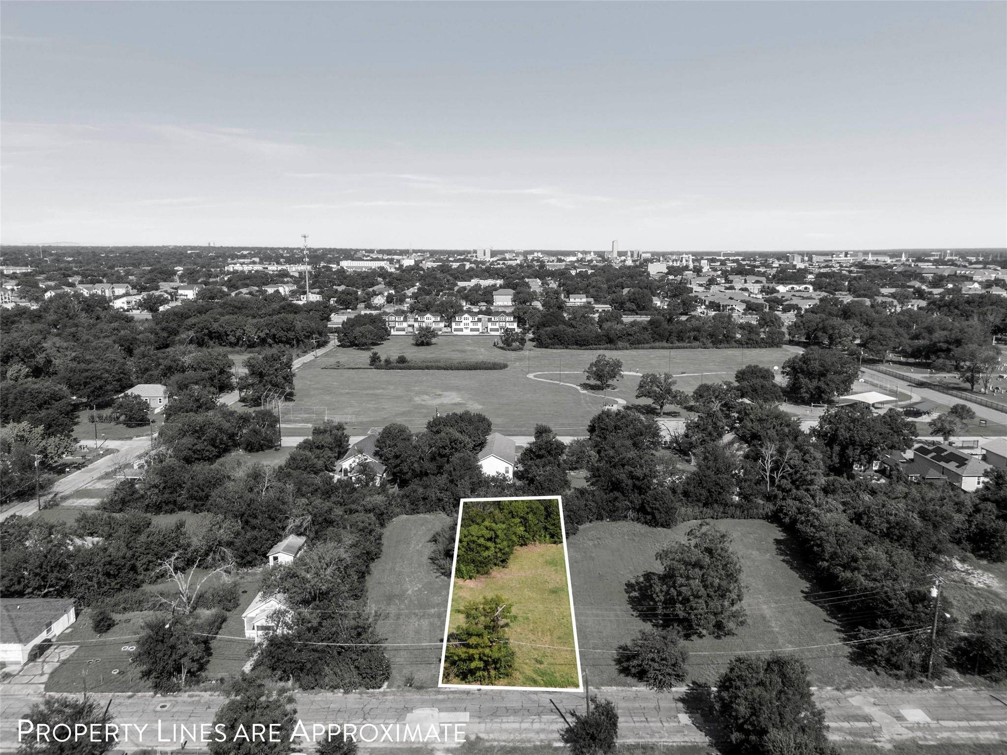 805 Benton DR, Waco, TX 76706