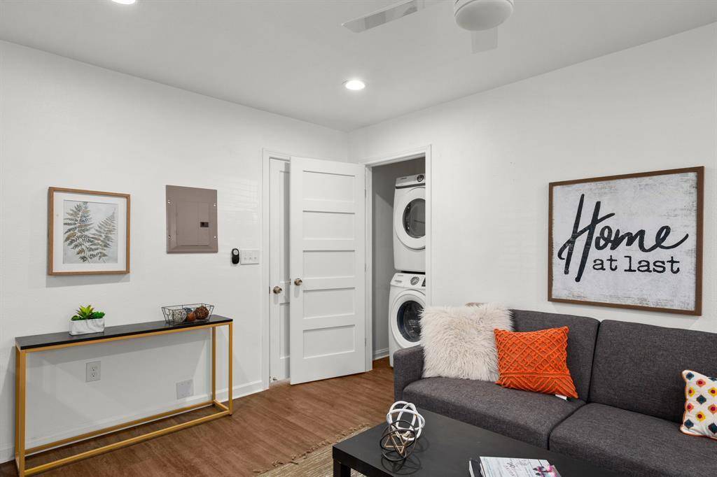 301 E 33rd ST #5, Austin, TX 78705